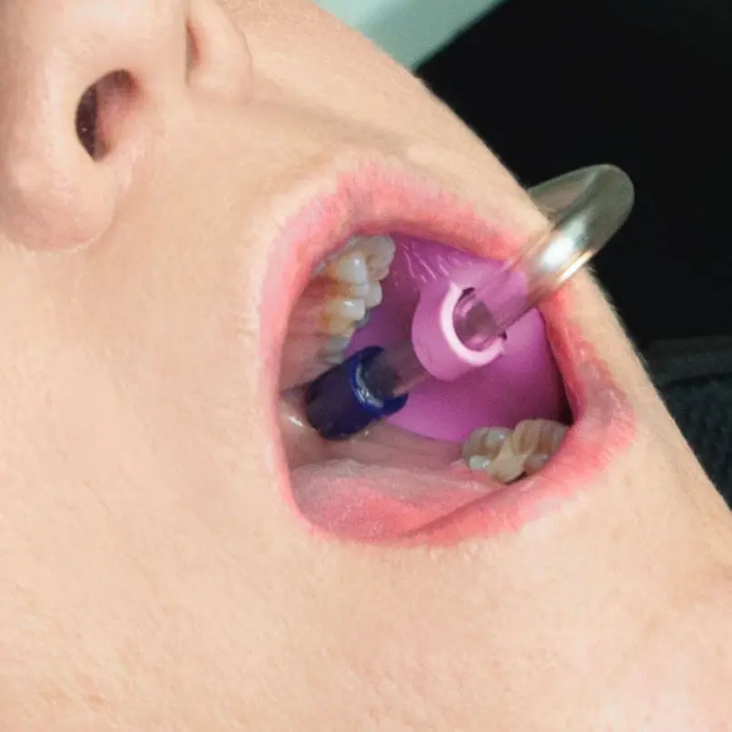 نگهدارنده سرساکشن آمریکایی صورتی