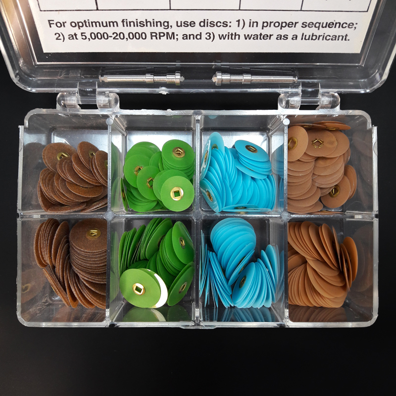 کیت دیسک پرداخت کامپوزیت مرکزدار  4 رنگ کوچک و بزرگ 400 عددی با ماندرل بیسکو - 4